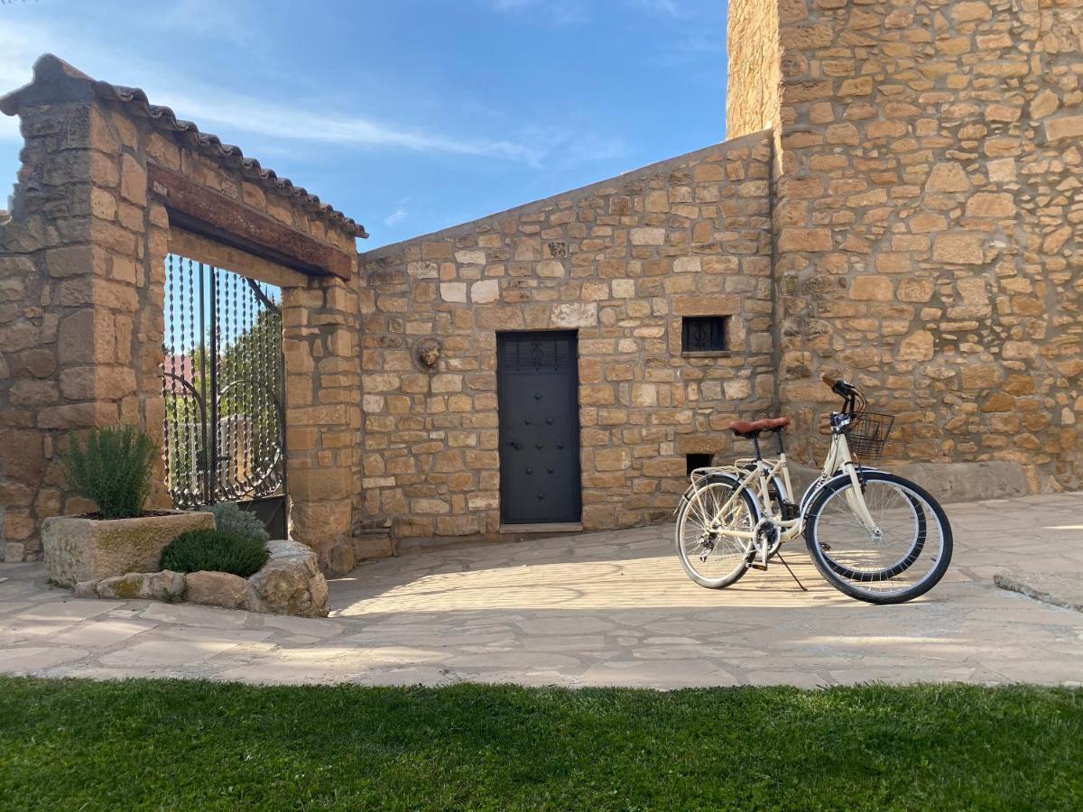 Отель Casa Llobera 1792 La Pobla de Cervoles Экстерьер фото