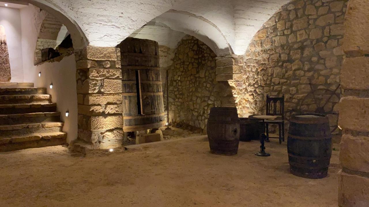 Отель Casa Llobera 1792 La Pobla de Cervoles Экстерьер фото
